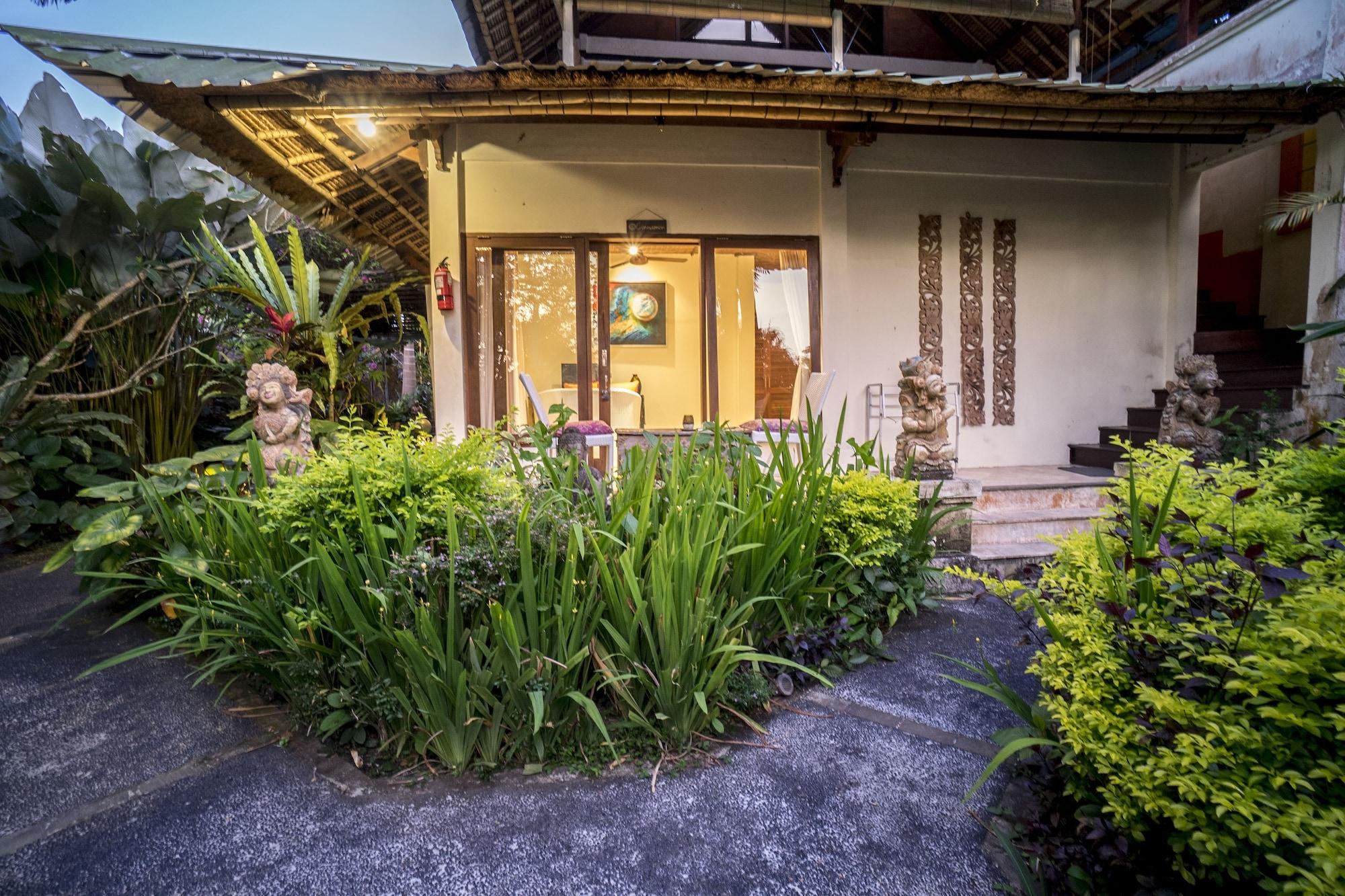 Gajah Biru Bungalows Ubud  Exterior photo